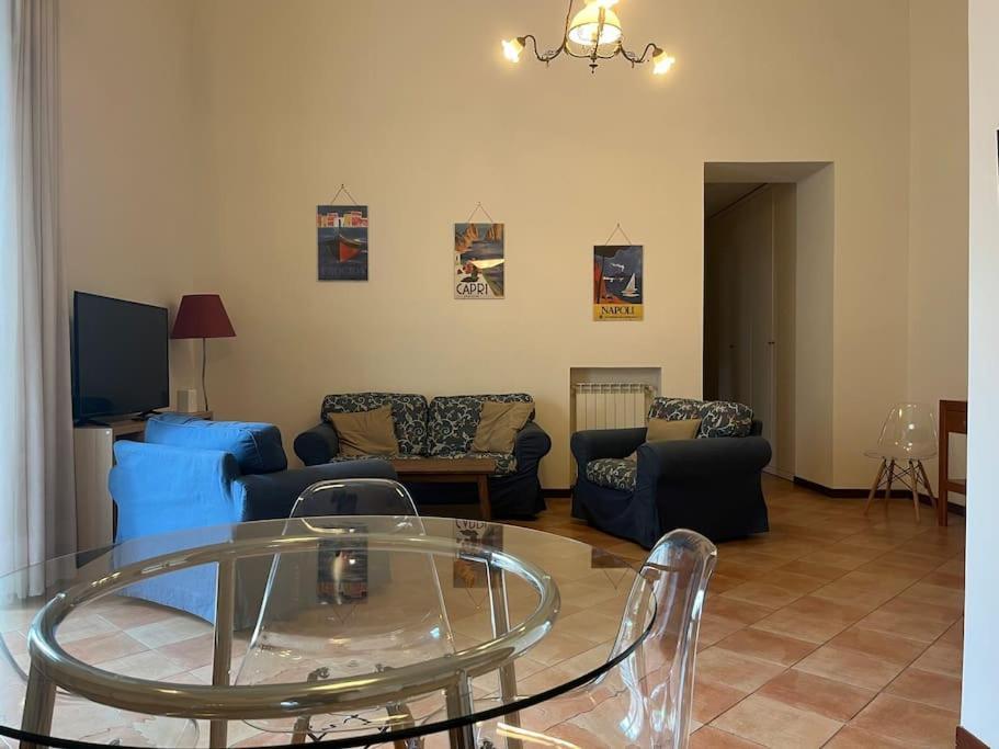 Casa Nostra A Chiaia Apartment Naples